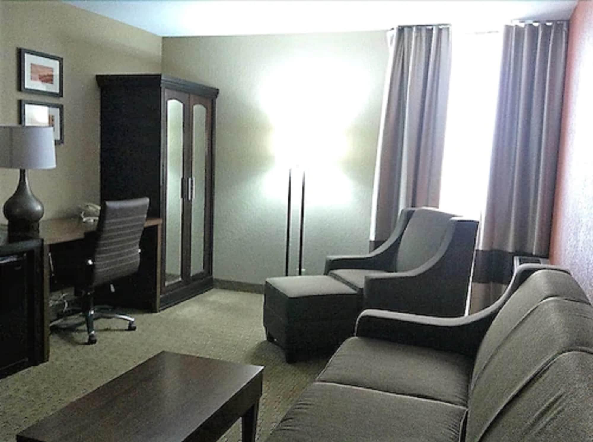 Comfort Inn & Suites Evansville Airport Εξωτερικό φωτογραφία