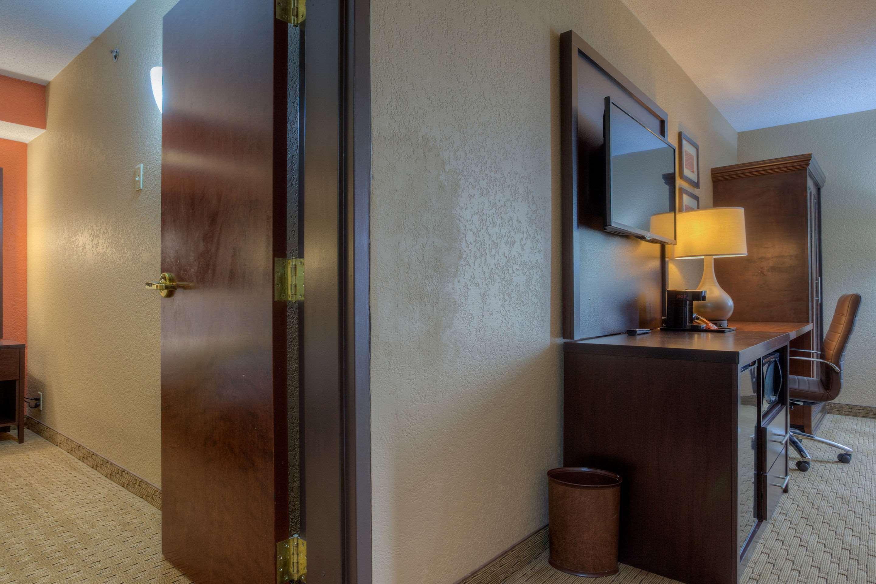 Comfort Inn & Suites Evansville Airport Εξωτερικό φωτογραφία