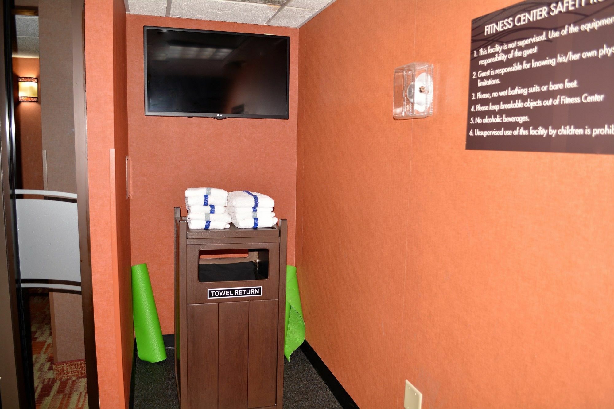 Comfort Inn & Suites Evansville Airport Εξωτερικό φωτογραφία